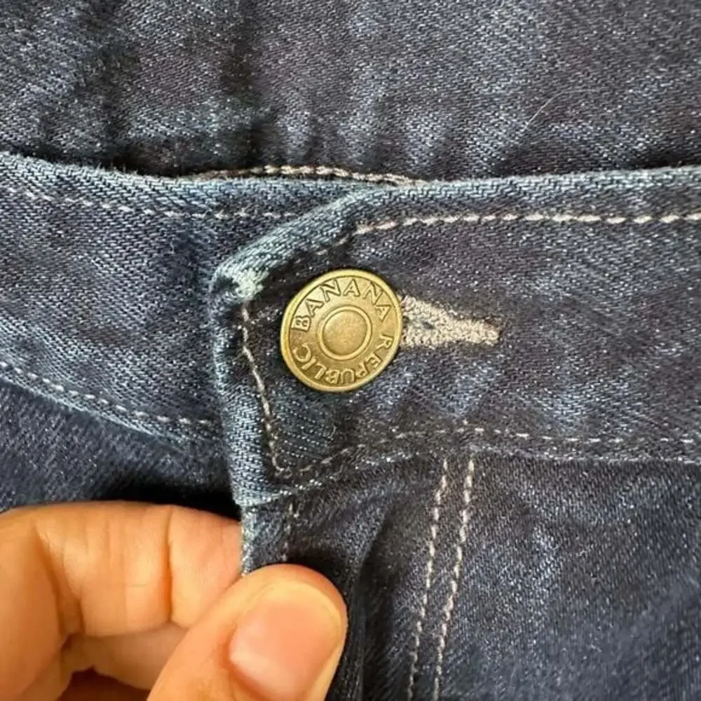 Classic Men's Dark Blue Denim Jeans